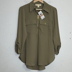 Michael Kors Women’s Small Safari Green 1/2 Gold Zip 3/4 Sleeve Top NWT
